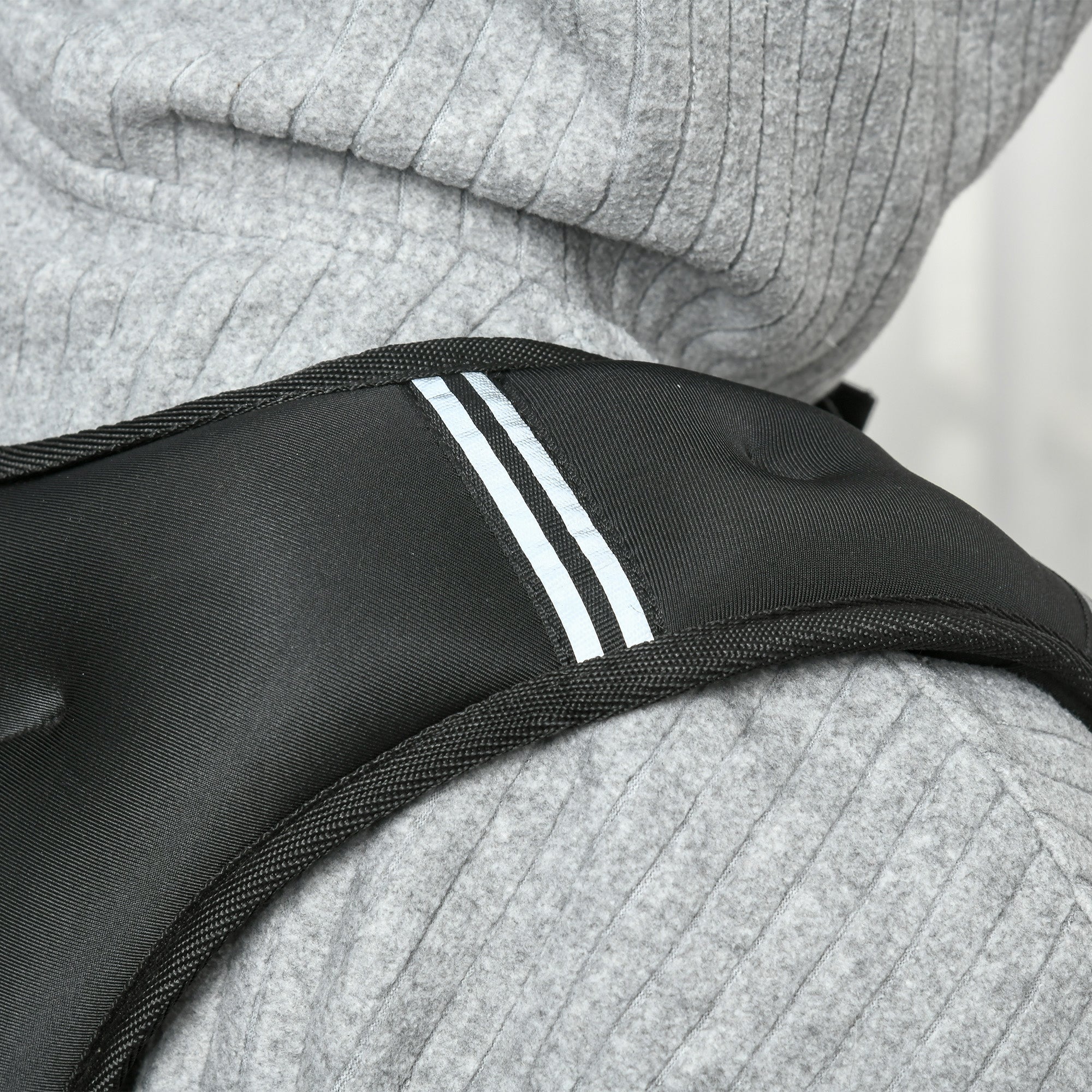 Elegant HOMCOM 10KG Weighted Vest, Running Weight Vest with Adjustable Straps, Convenient Pocket and Reflective Strips, for Men and Women Cardio Exercise Strength Training Workout Elegant HOMCOM 10KG Weighted Vest, Running Weight Vest with Adjustable Straps, Convenient Pocket and Reflective Strips, for Men and Women Cardio Exercise Strength Training Workout