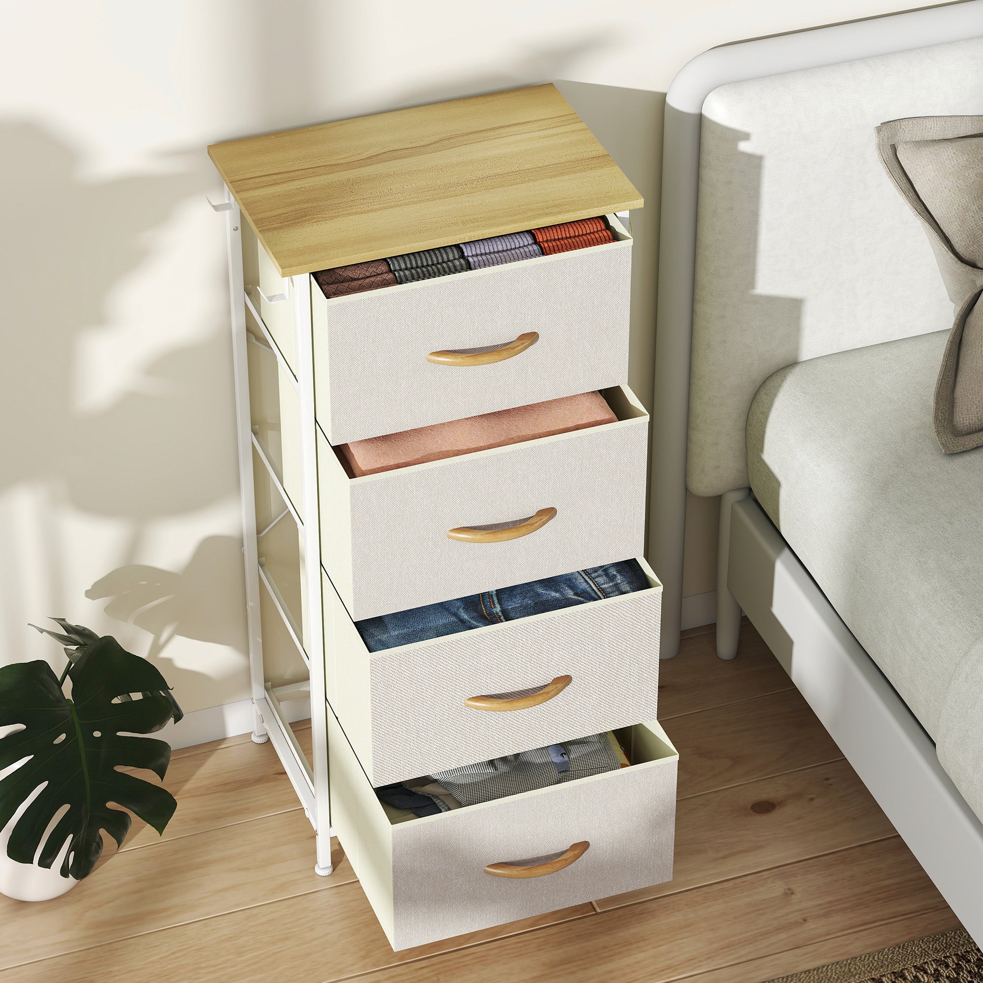 Elegant HOMCOM Chest of Four Fabric Drawers - Beige Elegant HOMCOM Chest of Four Fabric Drawers - Beige