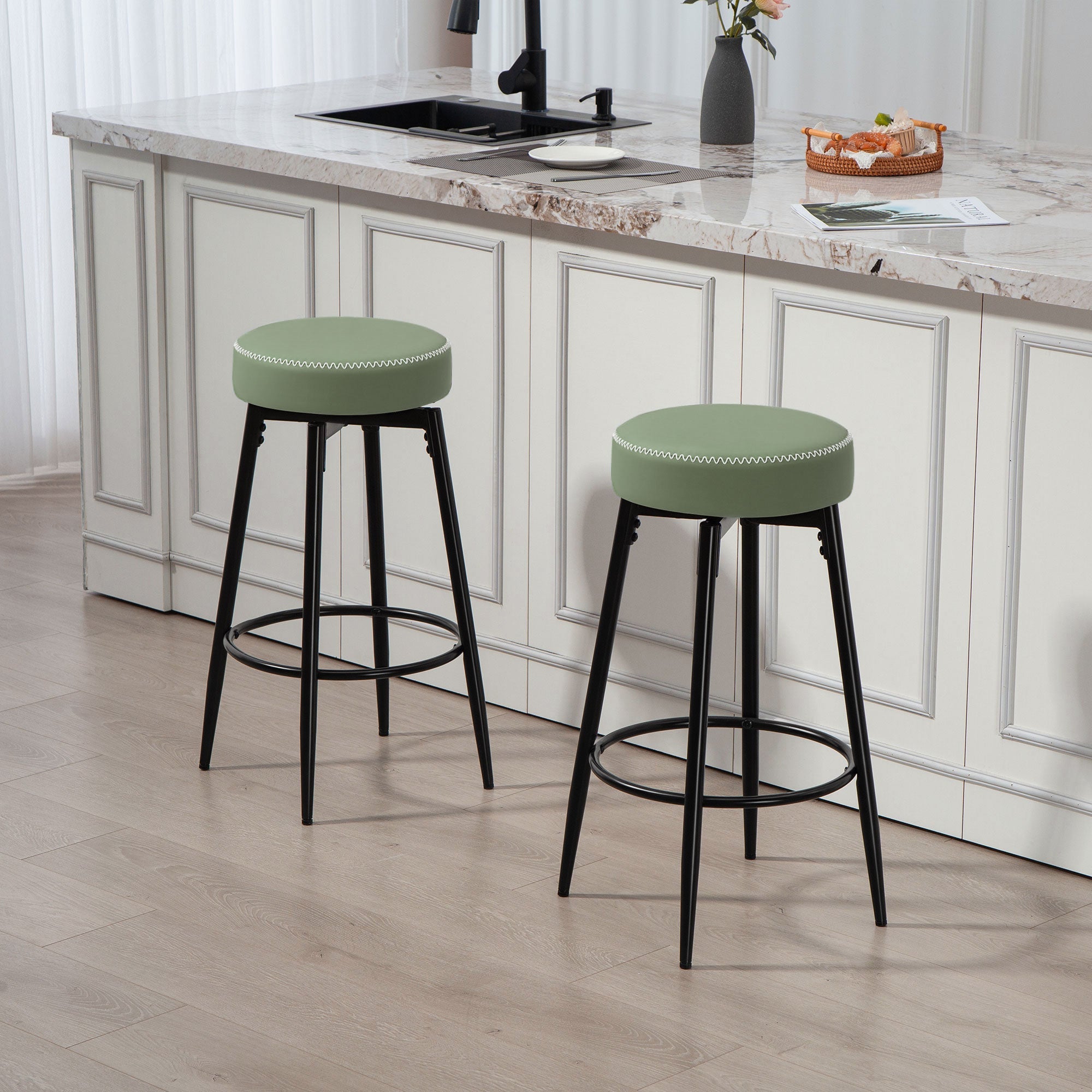 Elegant HOMCOM Set of Two Faux Leather Bar Stools - Green/Black