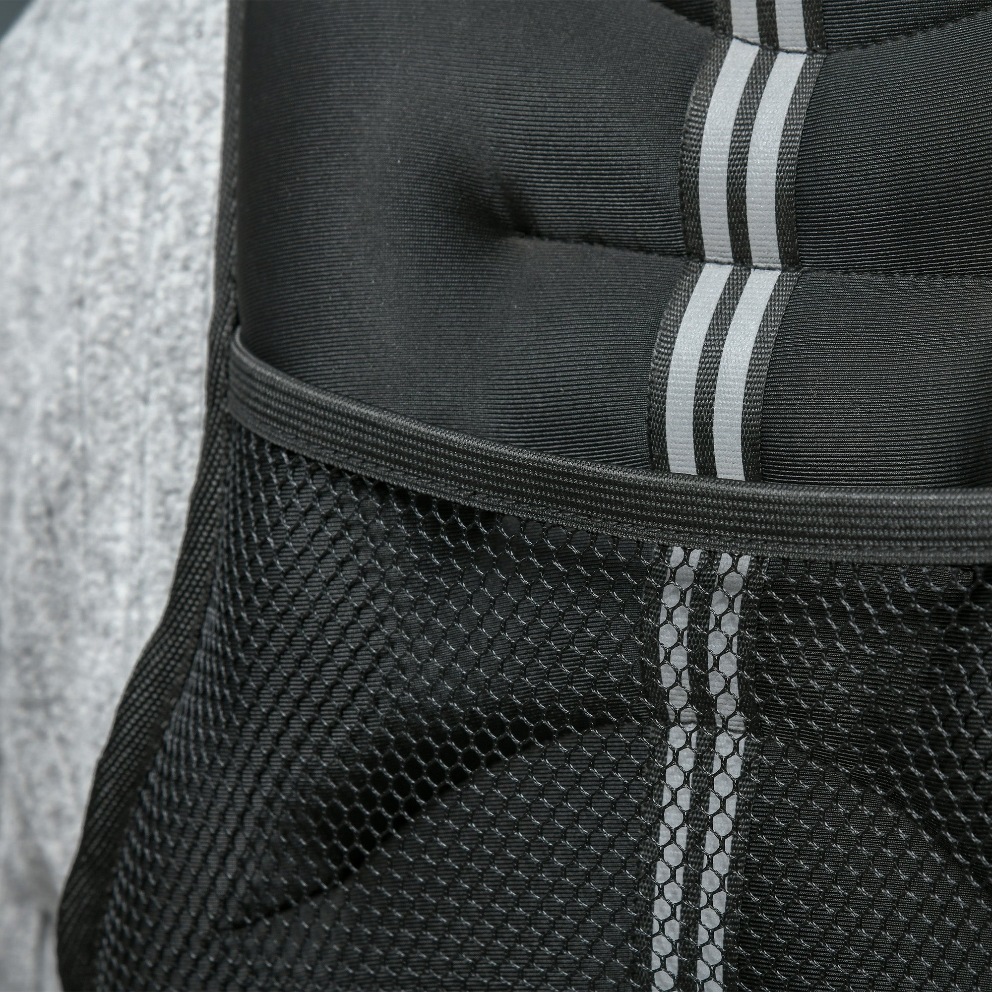 Elegant HOMCOM 10KG Weighted Vest, Running Weight Vest with Adjustable Straps, Convenient Pocket and Reflective Strips, for Men and Women Cardio Exercise Strength Training Workout